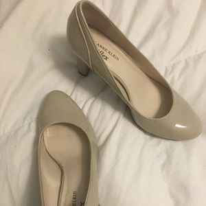 Anne Klein iFlex nude heels